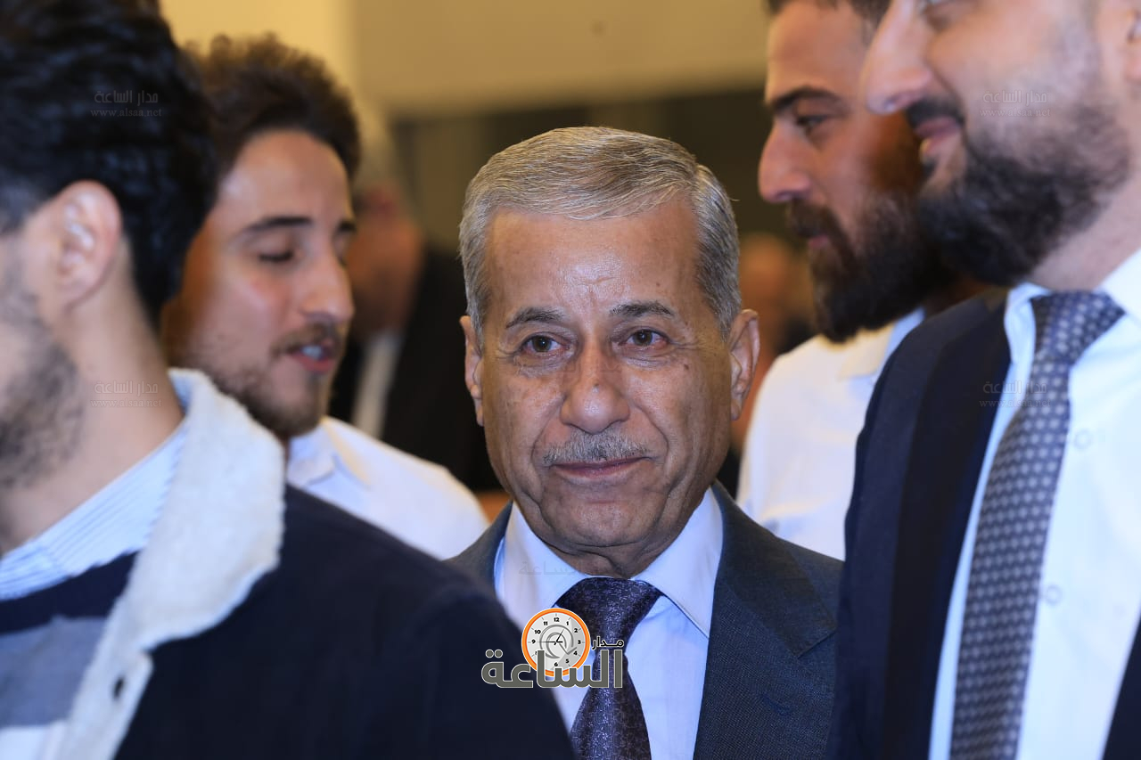 Madar Al-Saa Images 0.8829125915700028