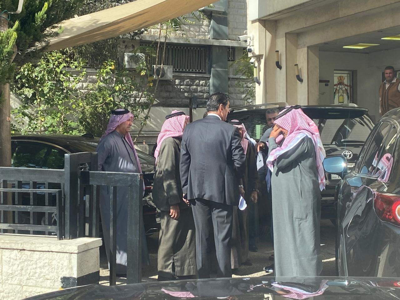 Madar Al-Saa Images 0.8198863140302426