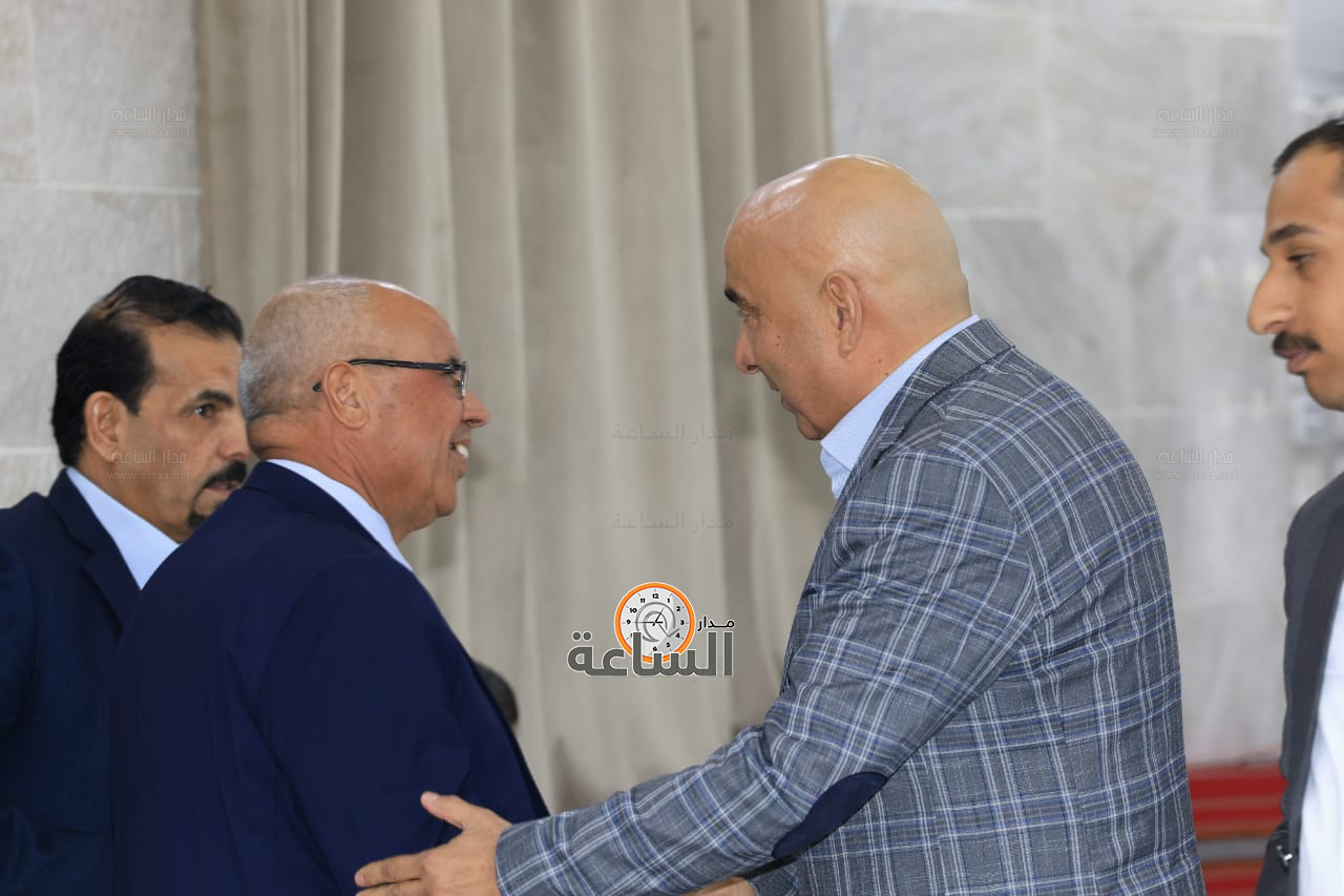 Madar Al-Saa Images 0.7508114902558838