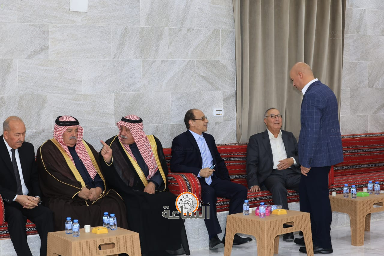 Madar Al-Saa Images 0.9017570097879042