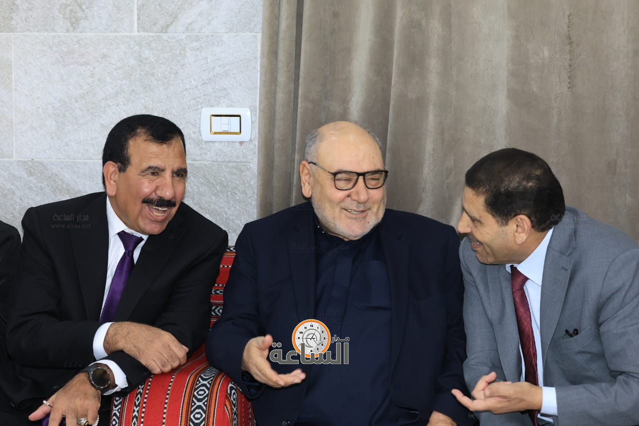 Madar Al-Saa Images 0.7406761227206925