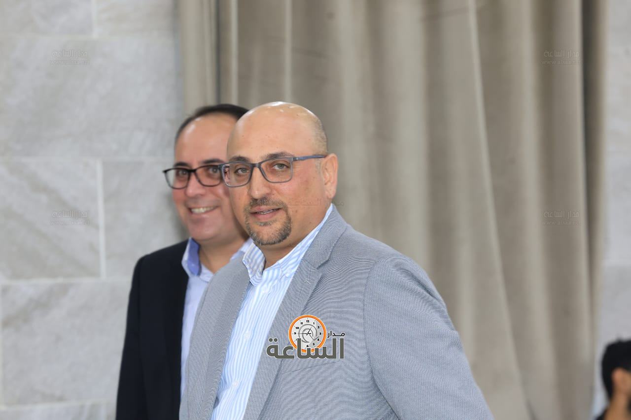 Madar Al-Saa Images 0.002320901151009802