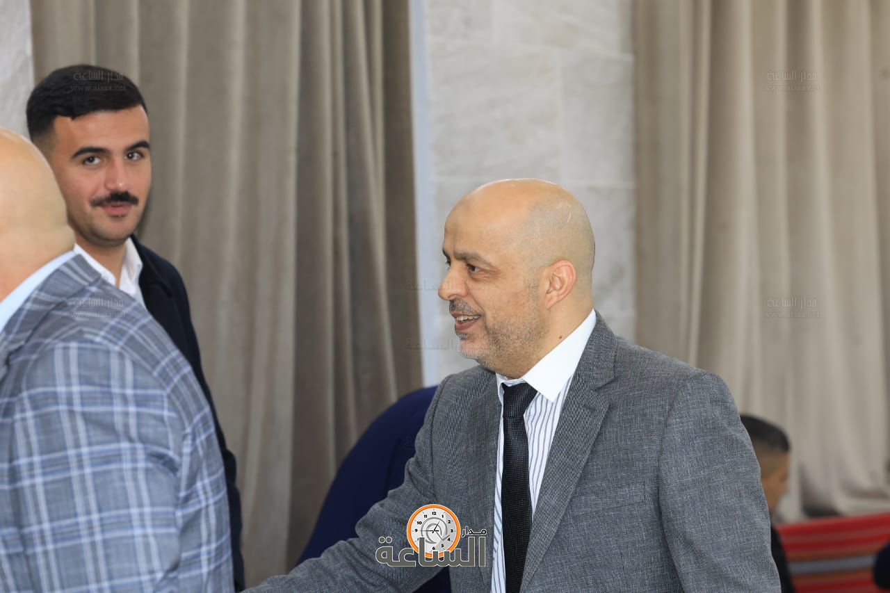 Madar Al-Saa Images 0.24413547821195825