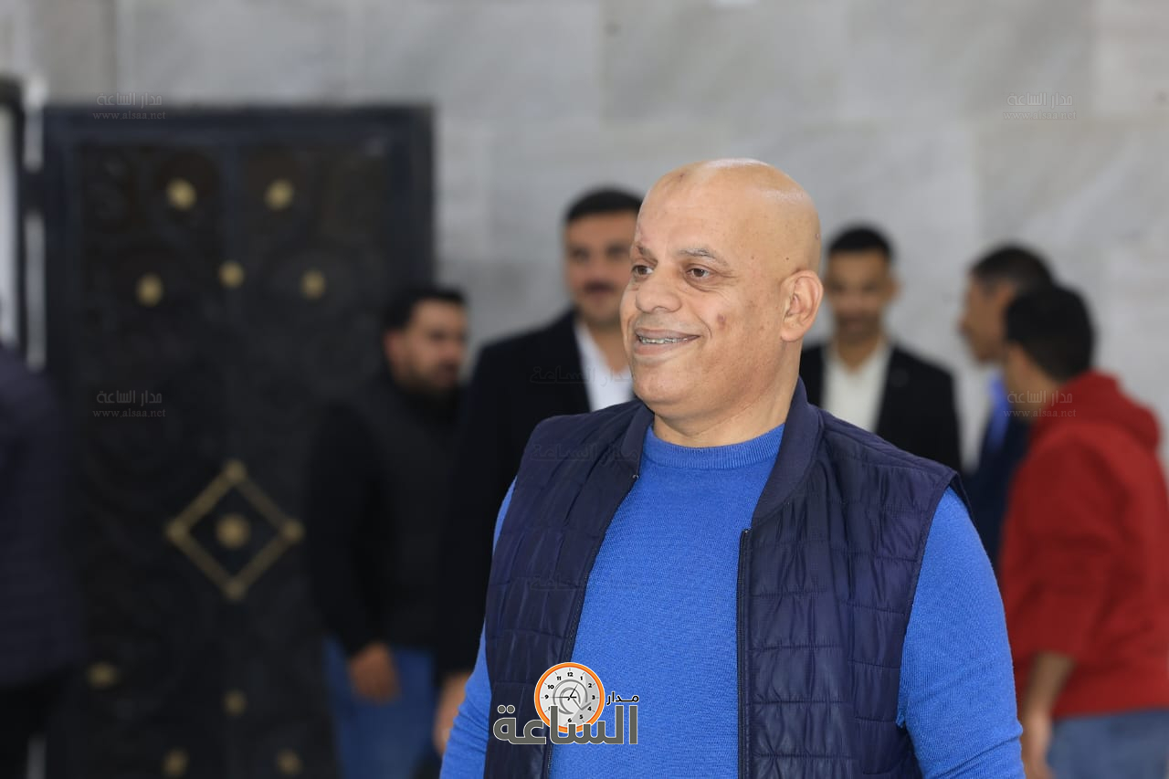 Madar Al-Saa Images 0.17844011598419607