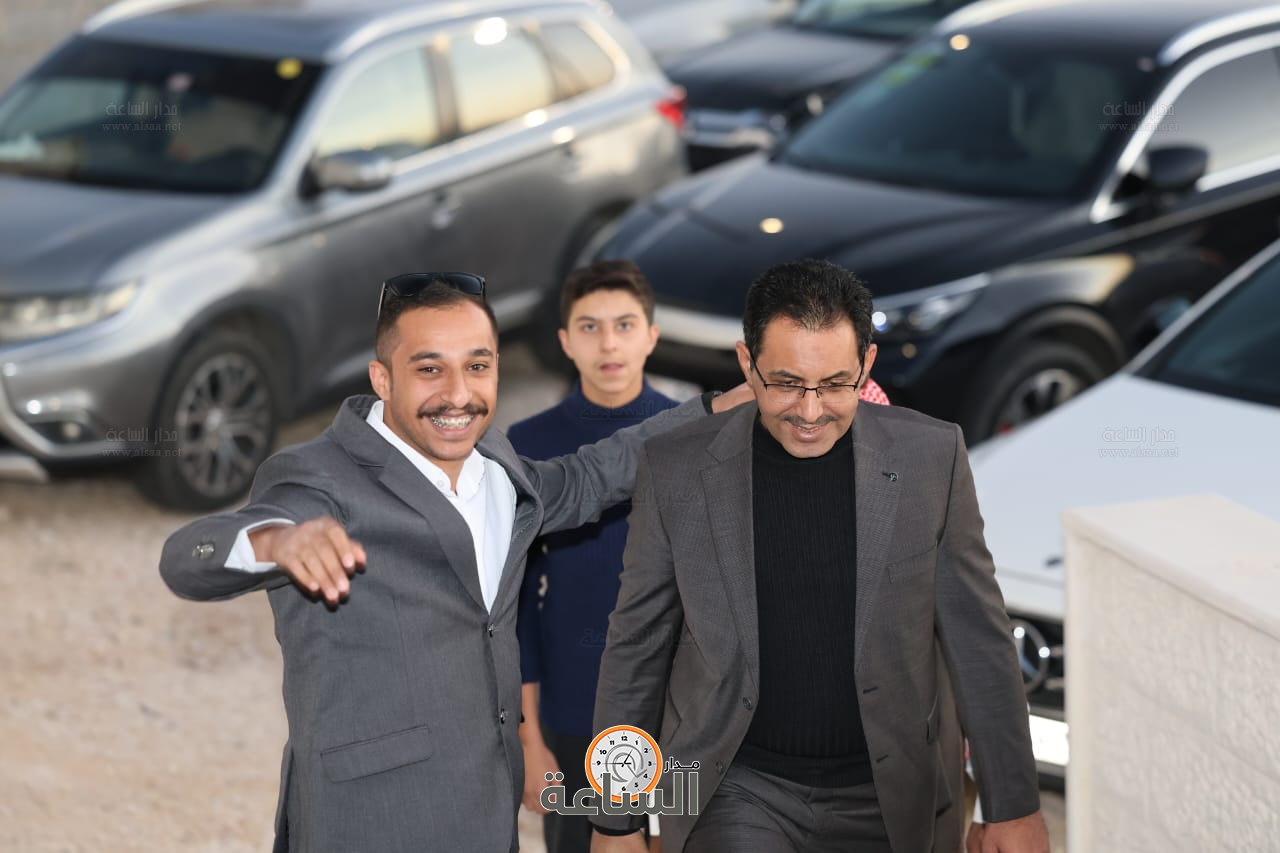 Madar Al-Saa Images 0.07623157149298865