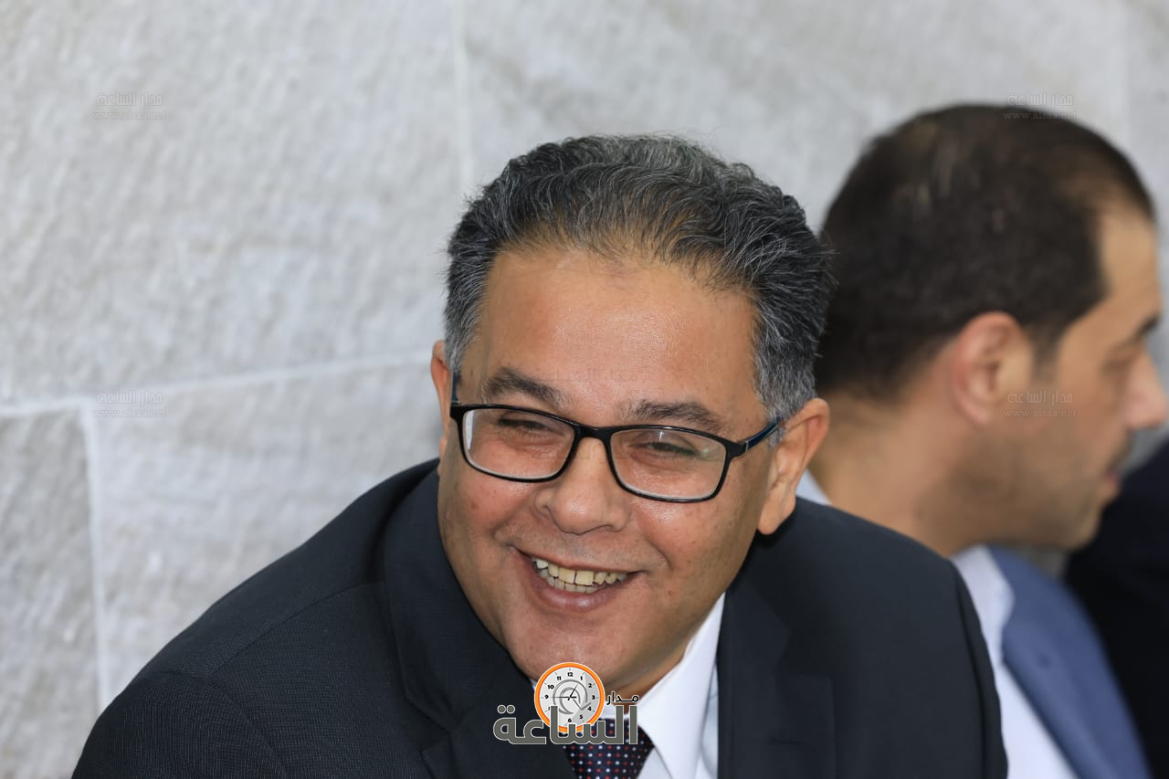 Madar Al-Saa Images 0.6981425677329381