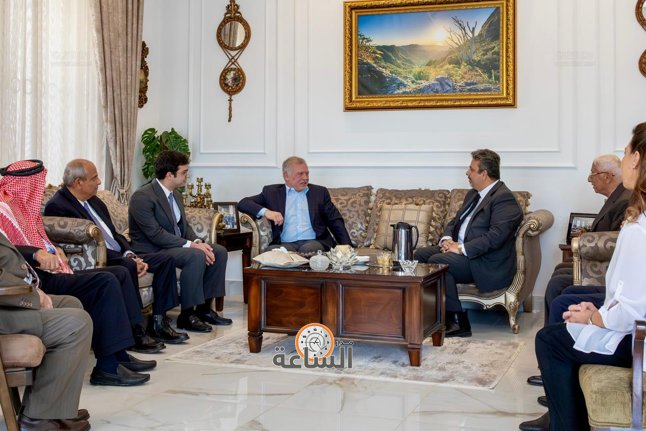 Madar Al-Saa Images 0.3760415227155063