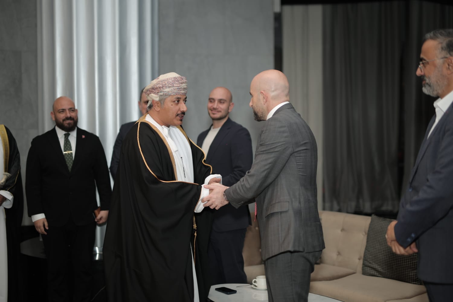 Madar Al-Saa Images 0.6451632126431266