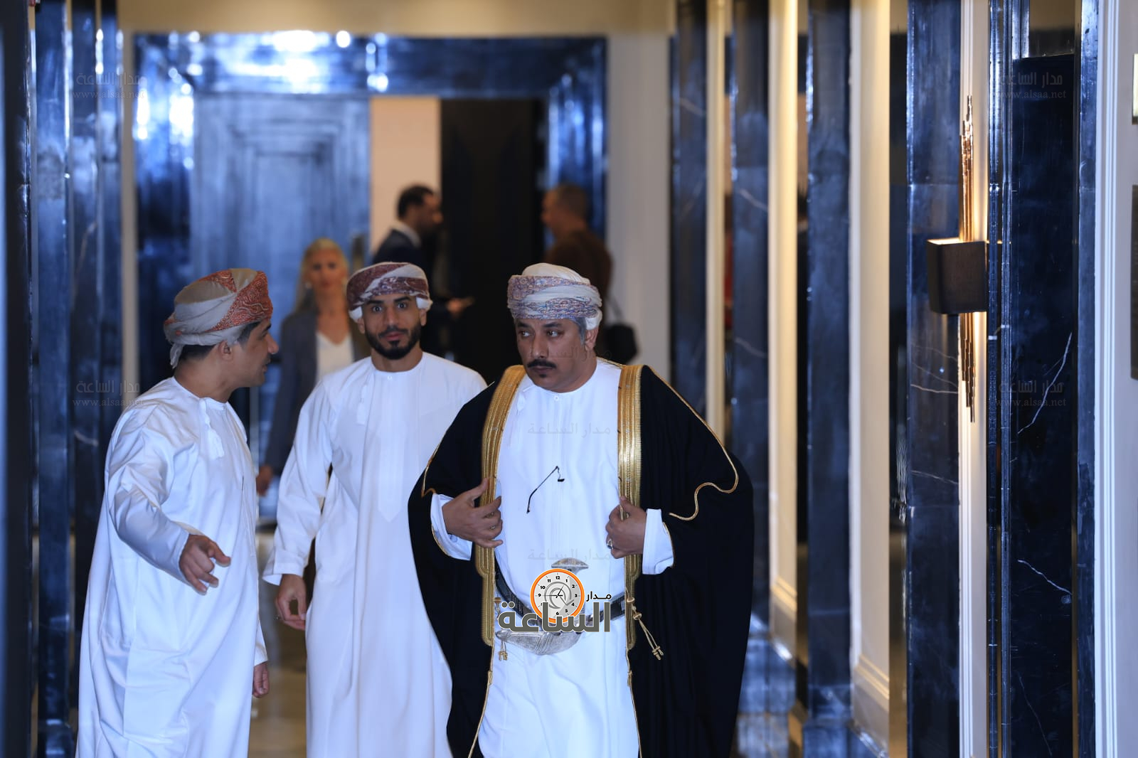 Madar Al-Saa Images 0.5475440615906185