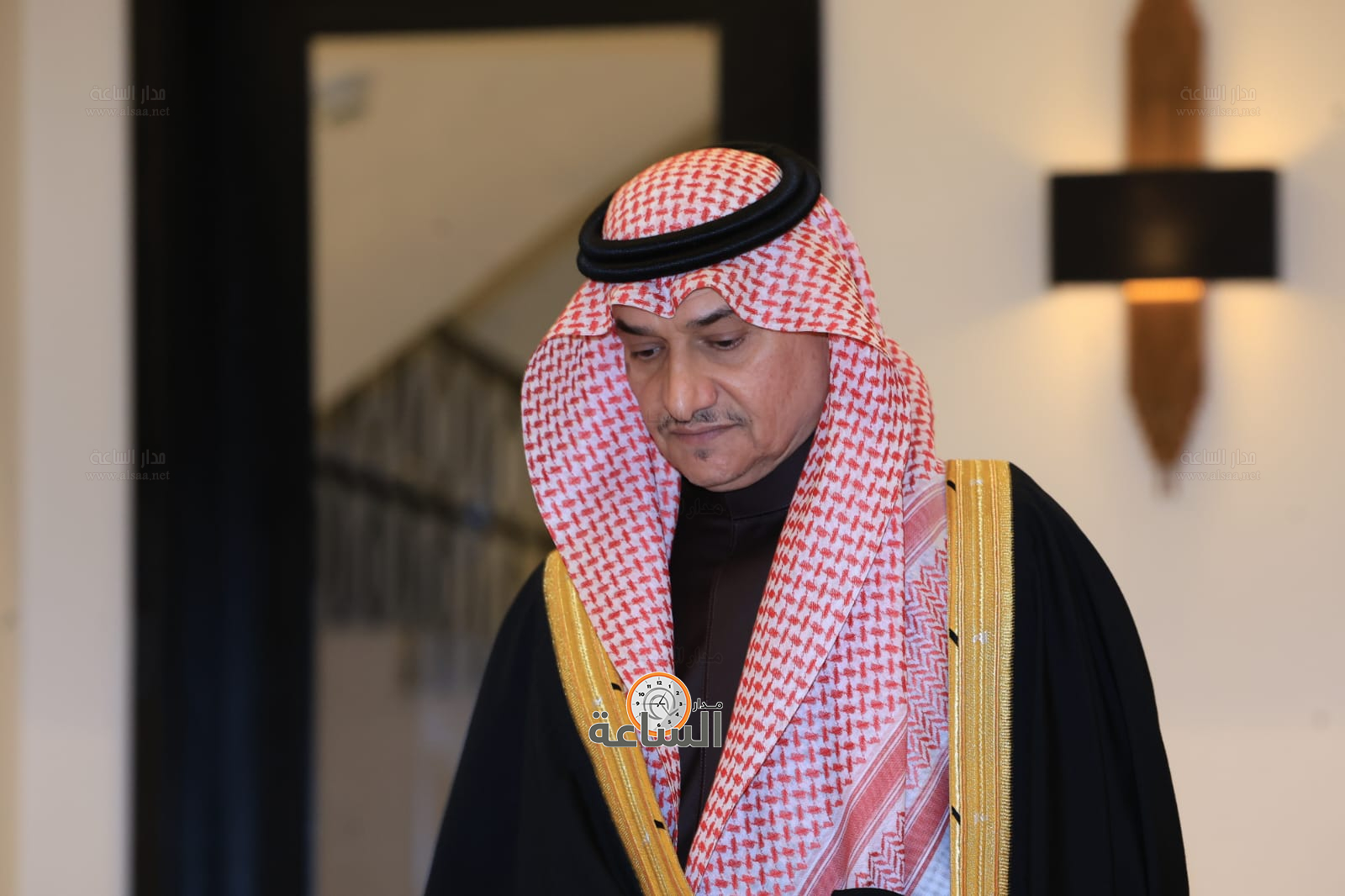 

  الأمير منصور بن خالد بن فرحان ال سعود

