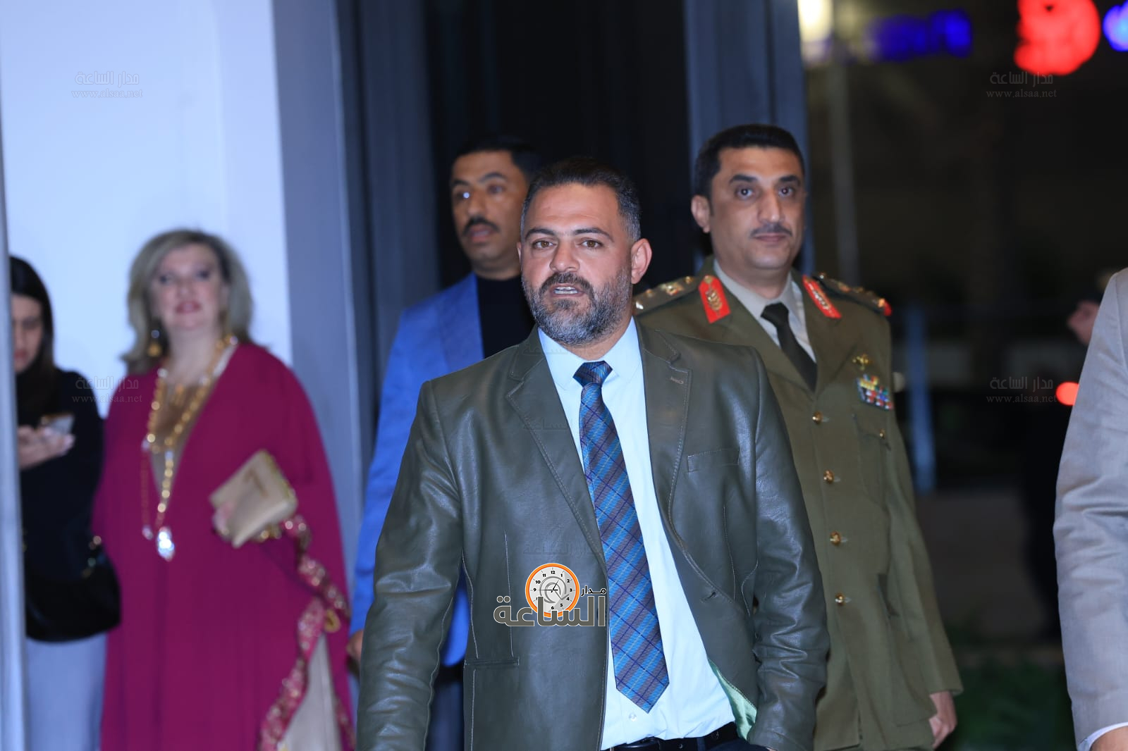 Madar Al-Saa Images 0.34408410994547345