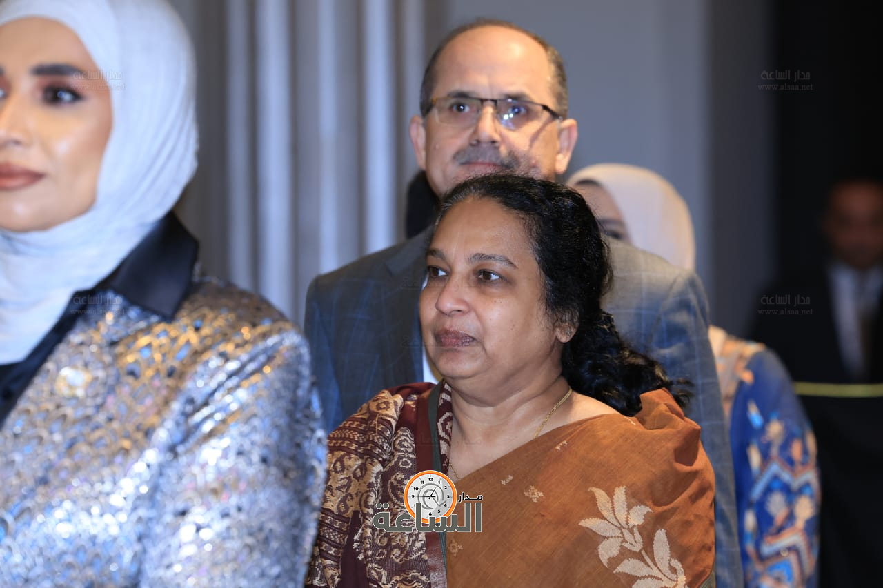 Madar Al-Saa Images 0.1800120053152512