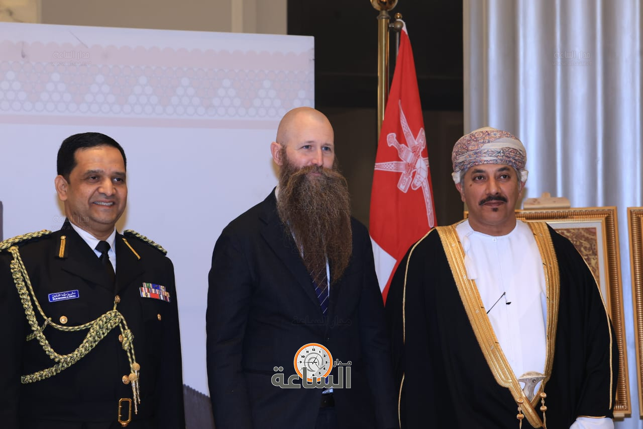 Madar Al-Saa Images 0.34562284449757885