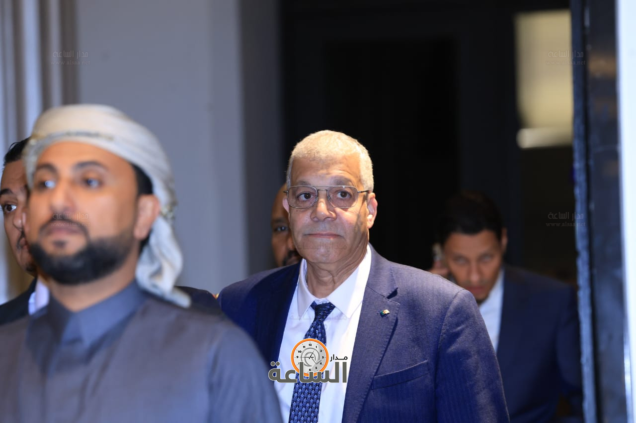 Madar Al-Saa Images 0.5096803348749154