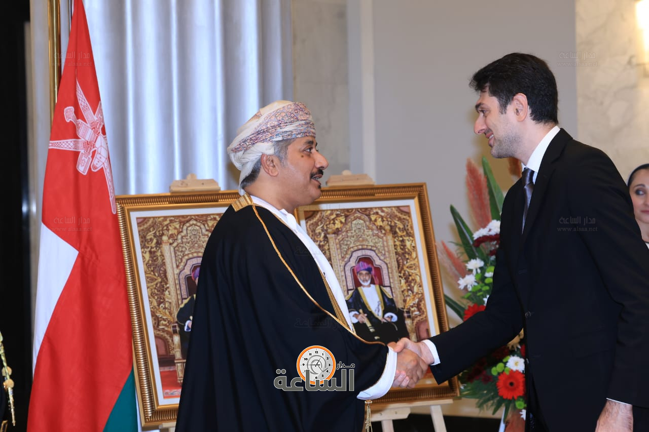 Madar Al-Saa Images 0.22743093387872015