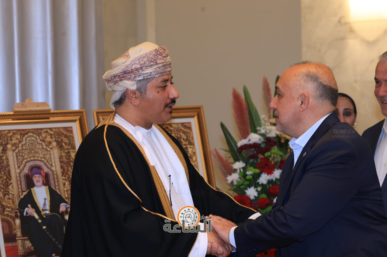 Madar Al-Saa Images 0.3051123967433268