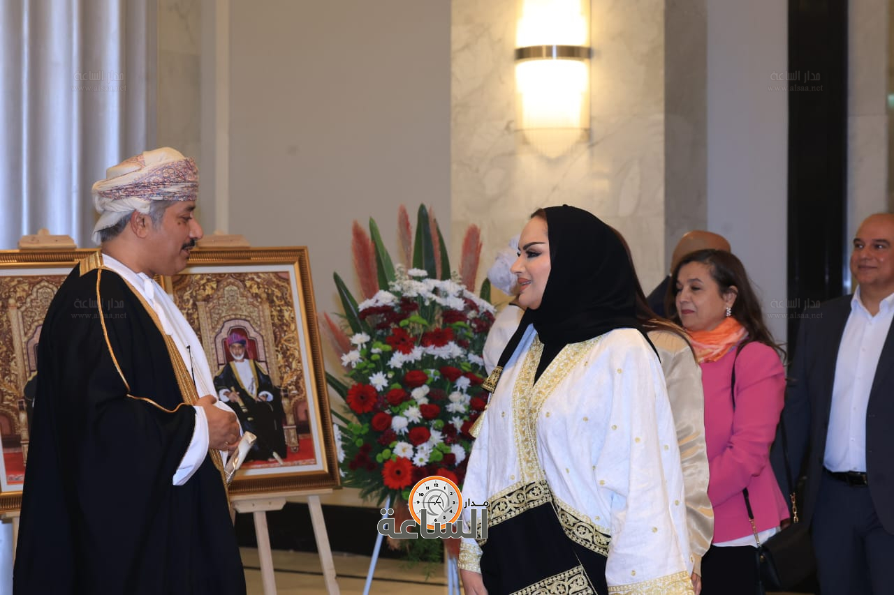 Madar Al-Saa Images 0.863597779378627