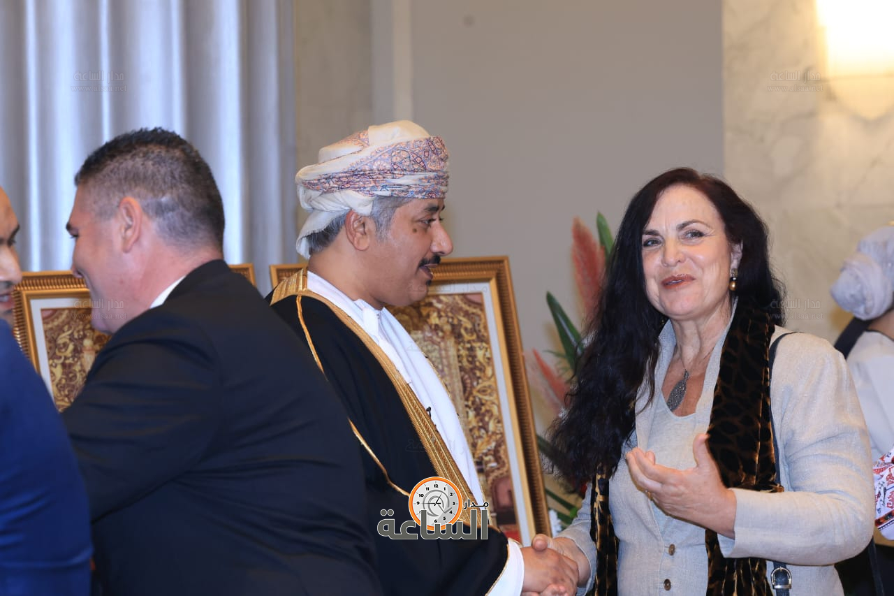 Madar Al-Saa Images 0.41873589989762117