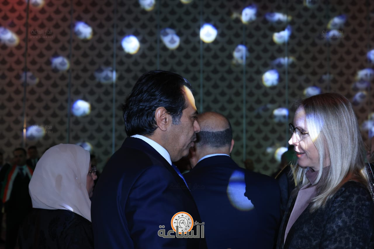 Madar Al-Saa Images 0.9531572511481404