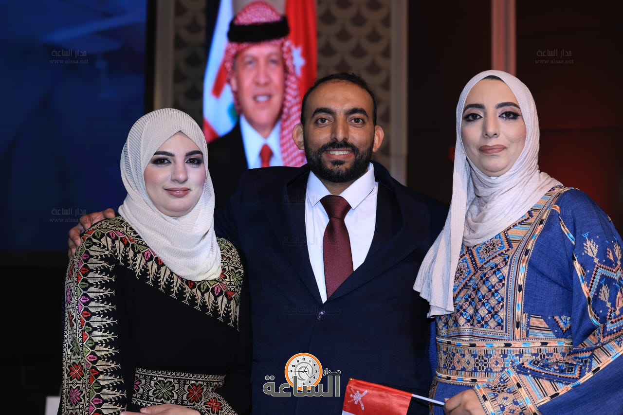 Madar Al-Saa Images 0.7644808590318596