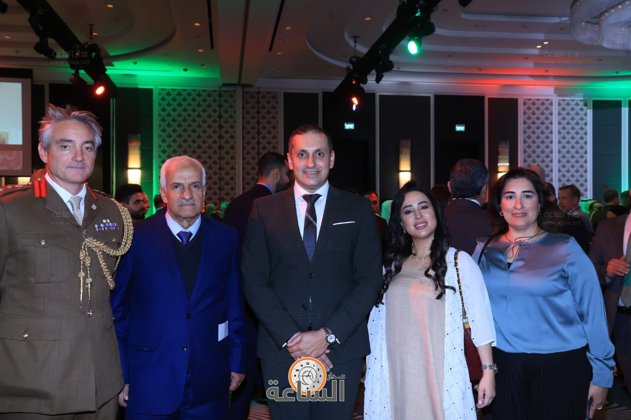 Madar Al-Saa Images 0.47928221881330413