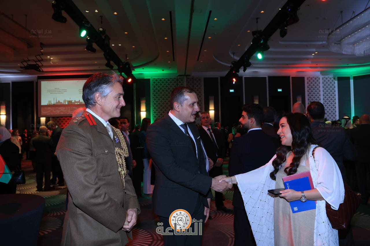 Madar Al-Saa Images 0.938142137812649