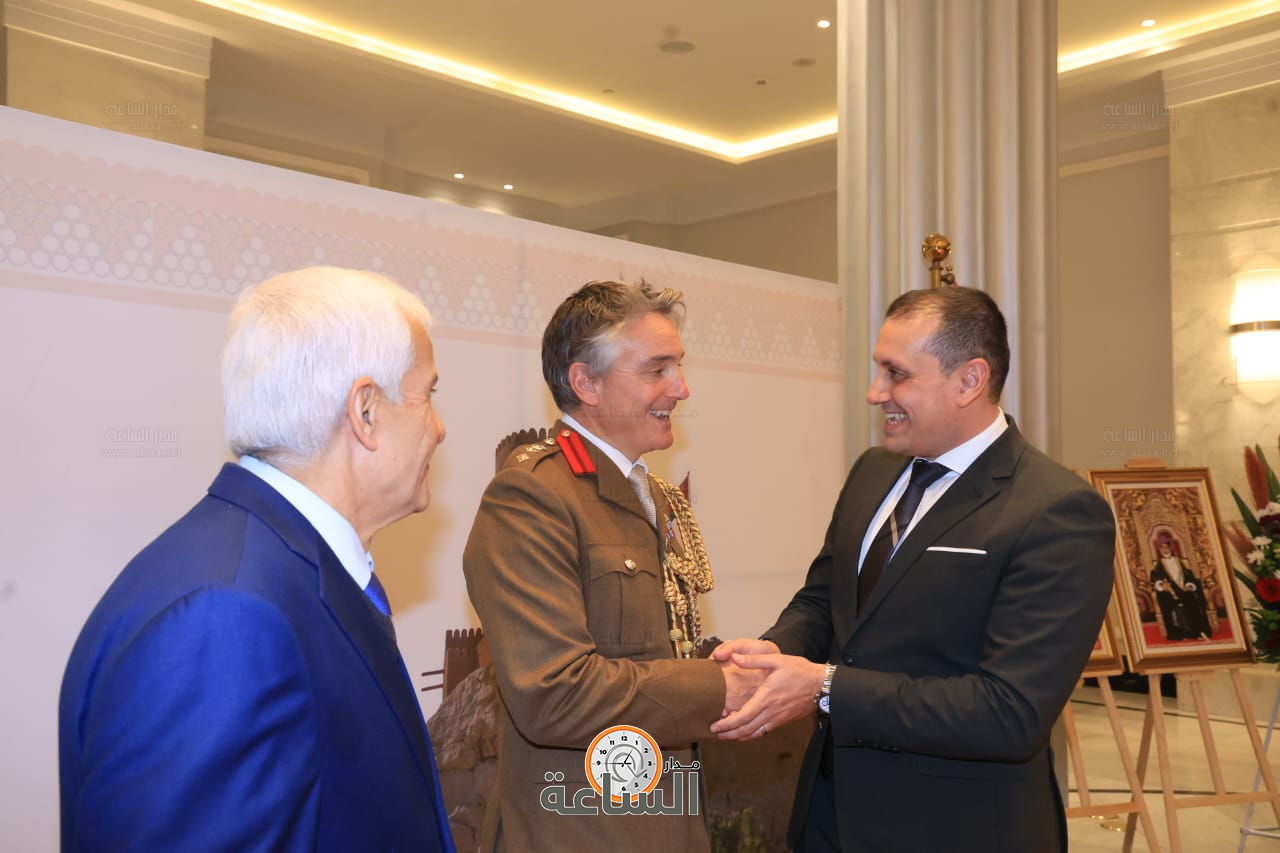 Madar Al-Saa Images 0.9141854180181505