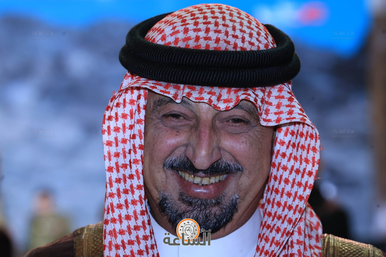 Madar Al-Saa Images 0.04938213418750792