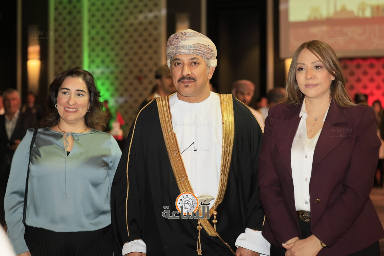 Madar Al-Saa Images 0.9653885583179719