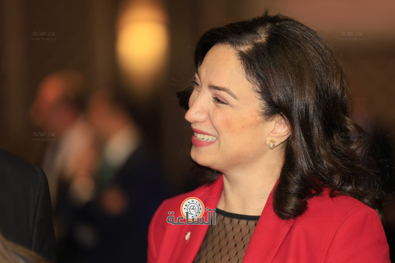 Madar Al-Saa Images 0.46474501876328667