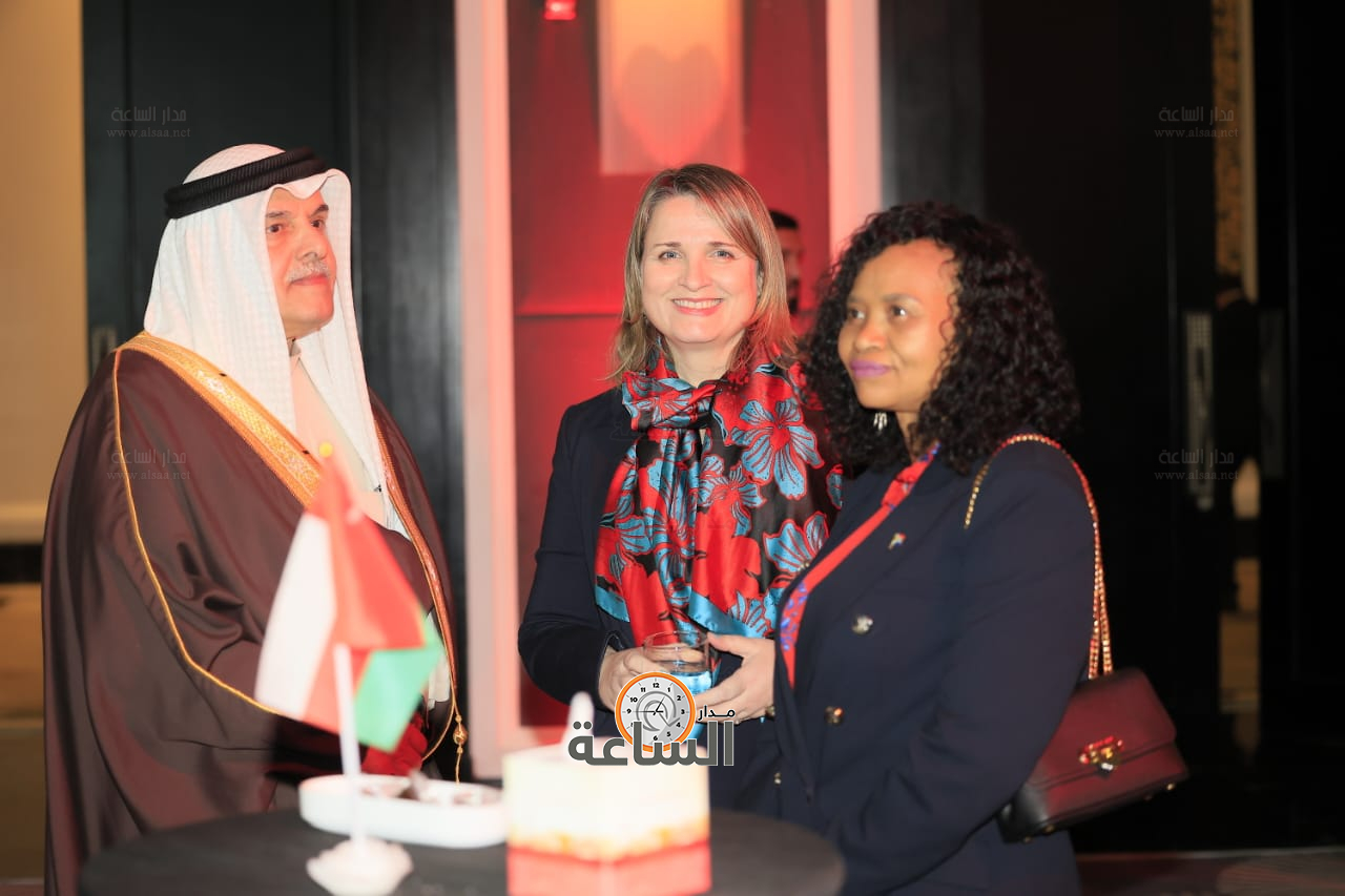 Madar Al-Saa Images 0.7624701926498932