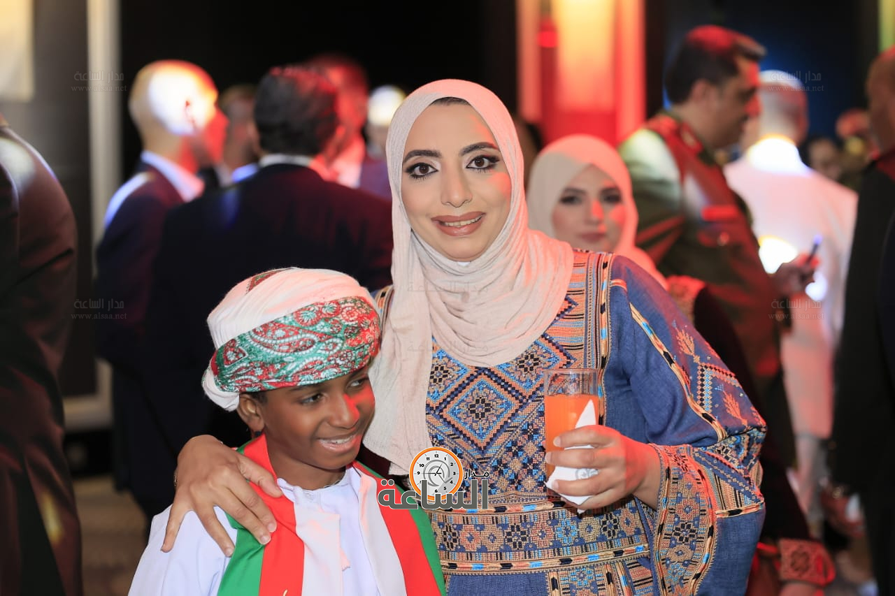 Madar Al-Saa Images 0.17552443107893978