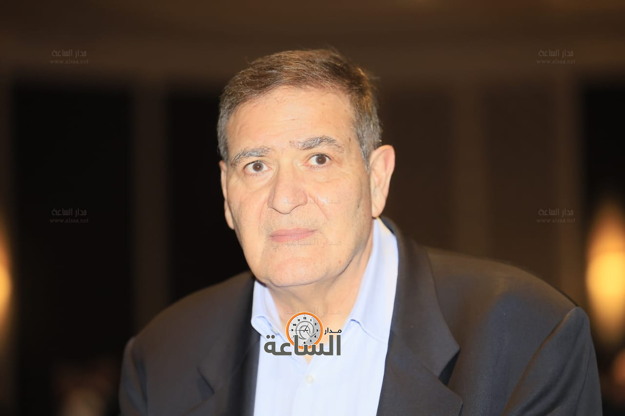 Madar Al-Saa Images 0.8162819239355078