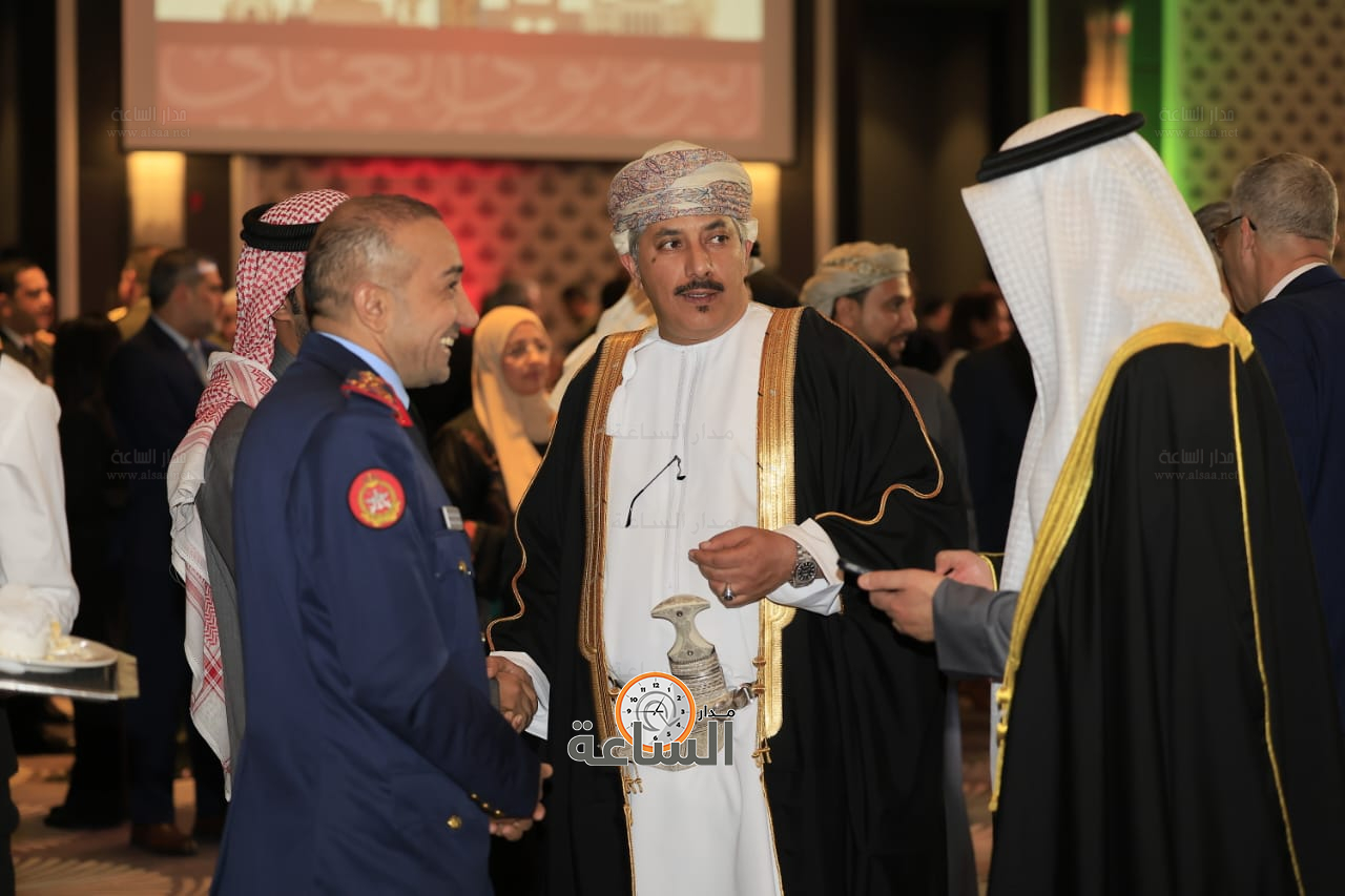 Madar Al-Saa Images 0.7448420918339639