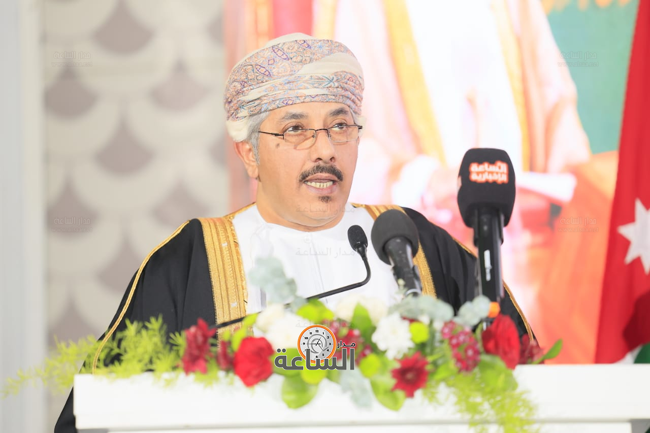 Madar Al-Saa Images 0.151082689295982