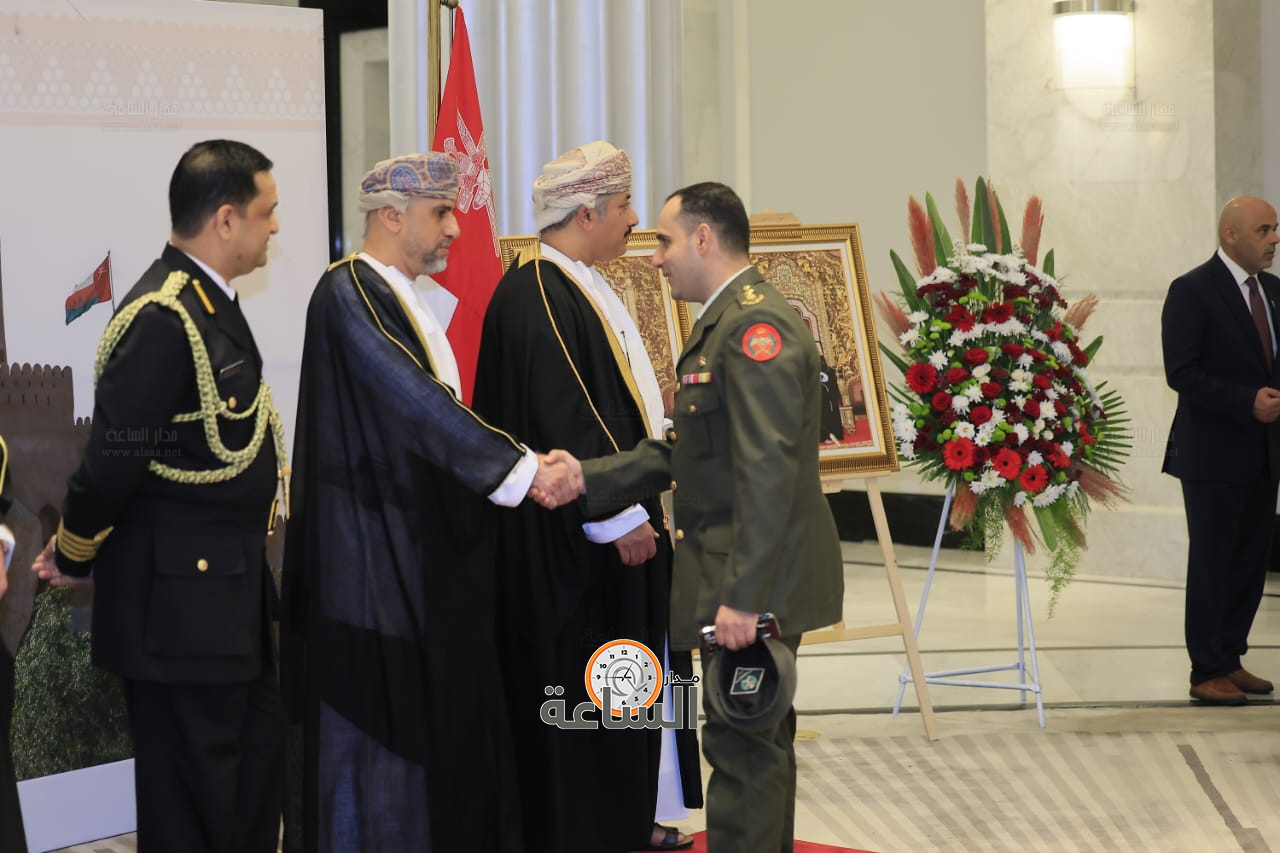 Madar Al-Saa Images 0.7745311547997397