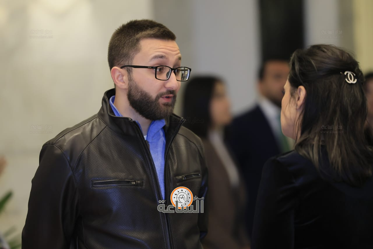 Madar Al-Saa Images 0.19575750789187152