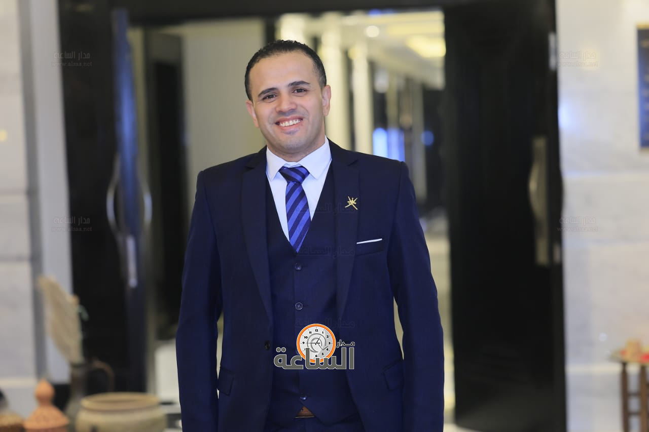 Madar Al-Saa Images 0.7959601547415137