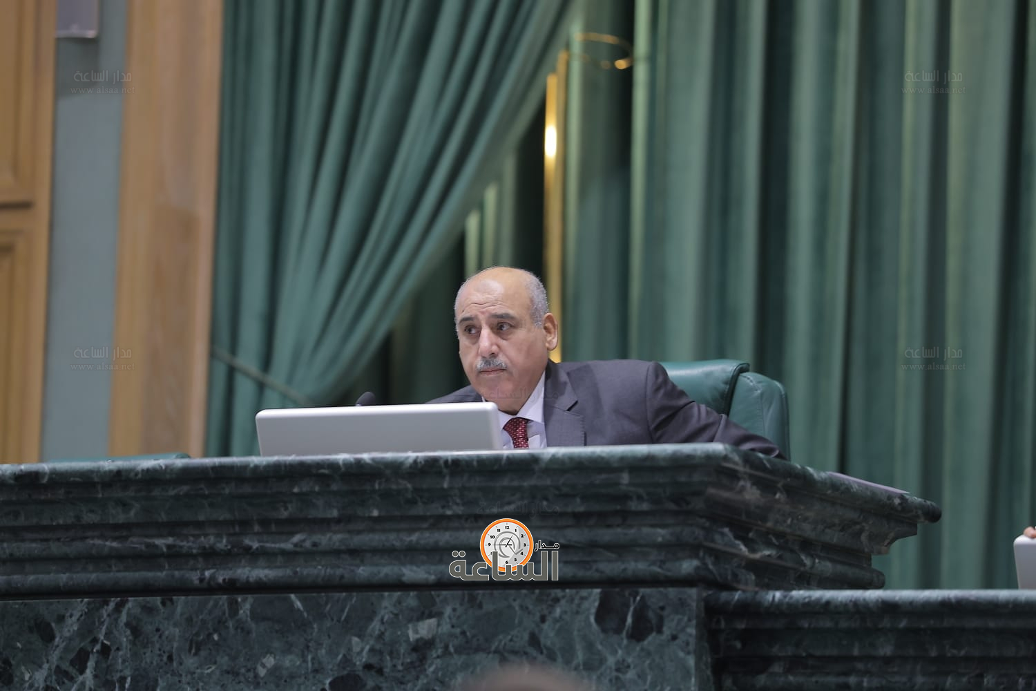 Madar Al-Saa Images 0.3986727337442364