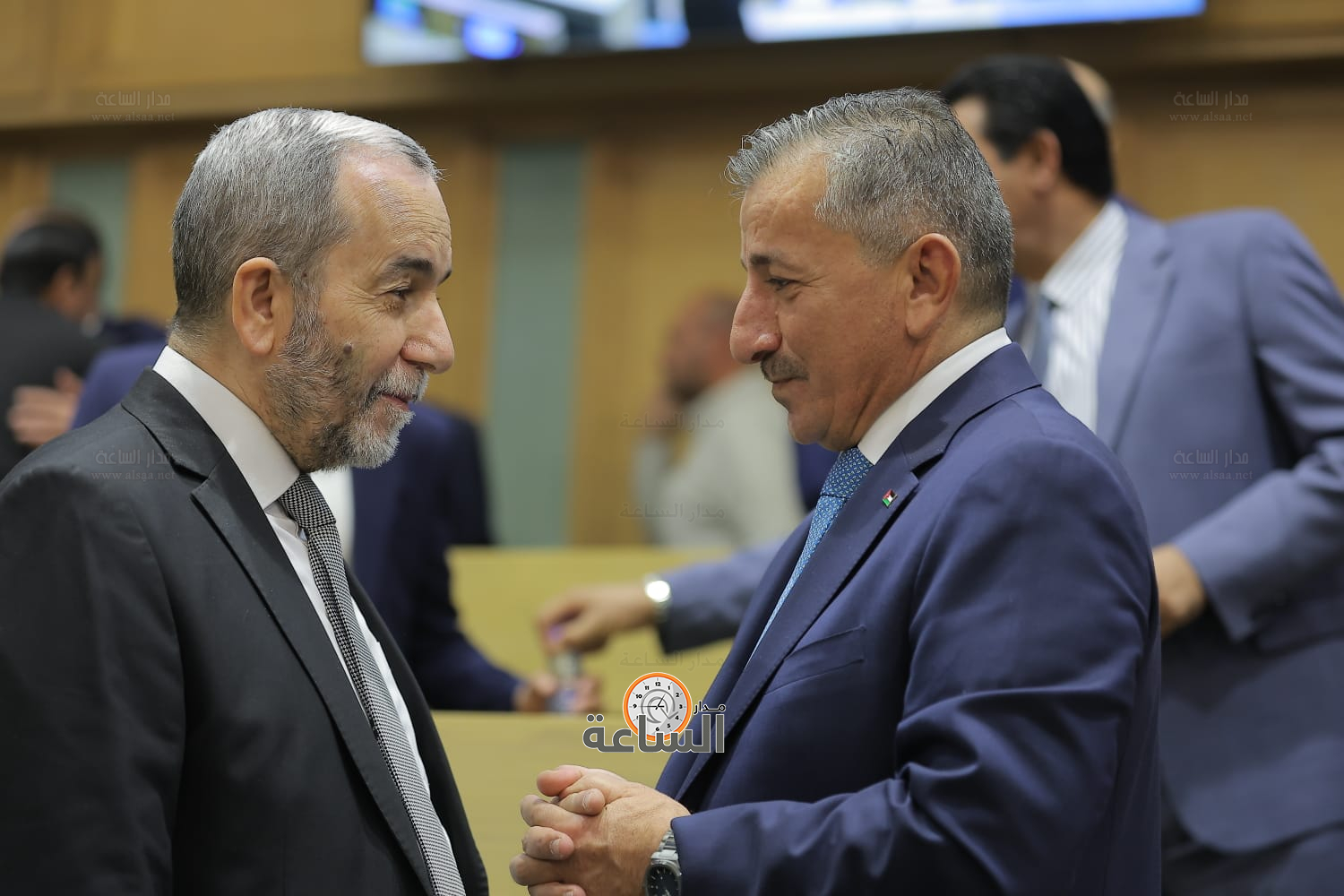 Madar Al-Saa Images 0.3915786348623821