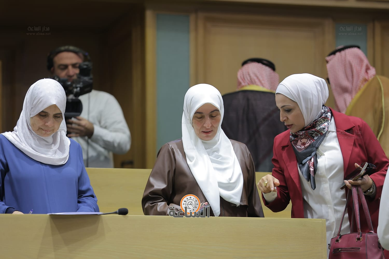 Madar Al-Saa Images 0.4739897384373668