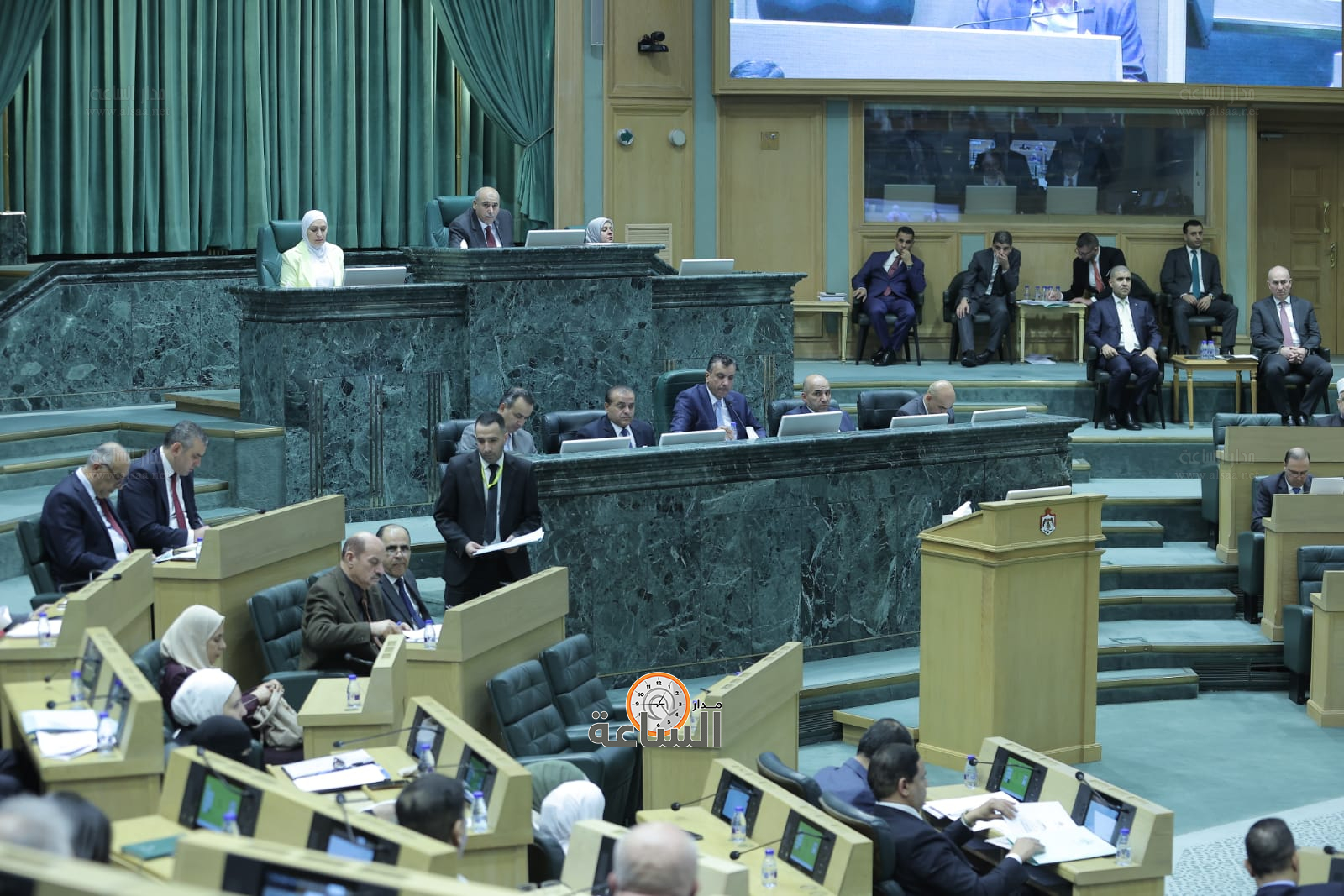 Madar Al-Saa Images 0.16082633672437163