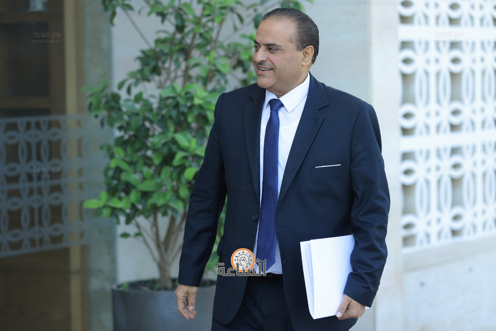 Madar Al-Saa Images 0.7505970377495961