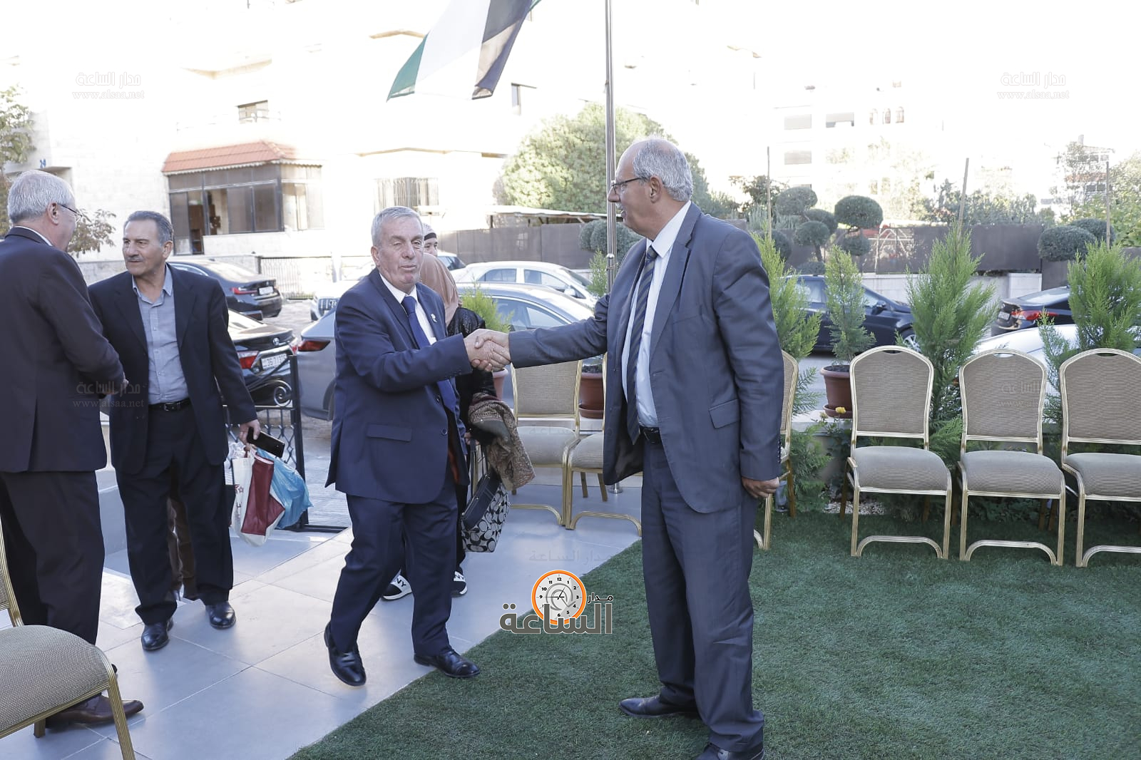 Madar Al-Saa Images 0.9084669204818199