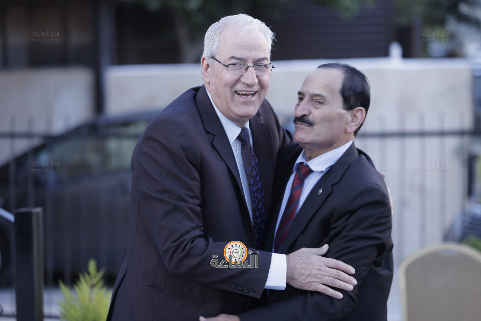 Madar Al-Saa Images 0.42327655841142897