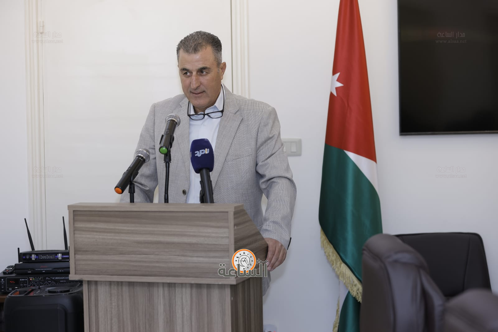 Madar Al-Saa Images 0.3095597484828456