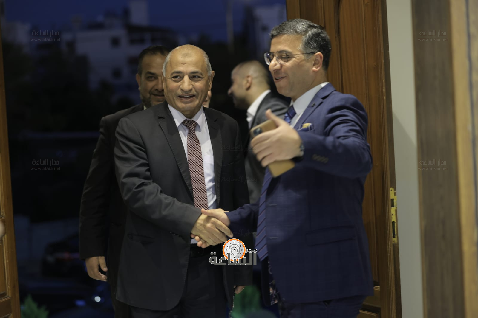 Madar Al-Saa Images 0.7088166775956191