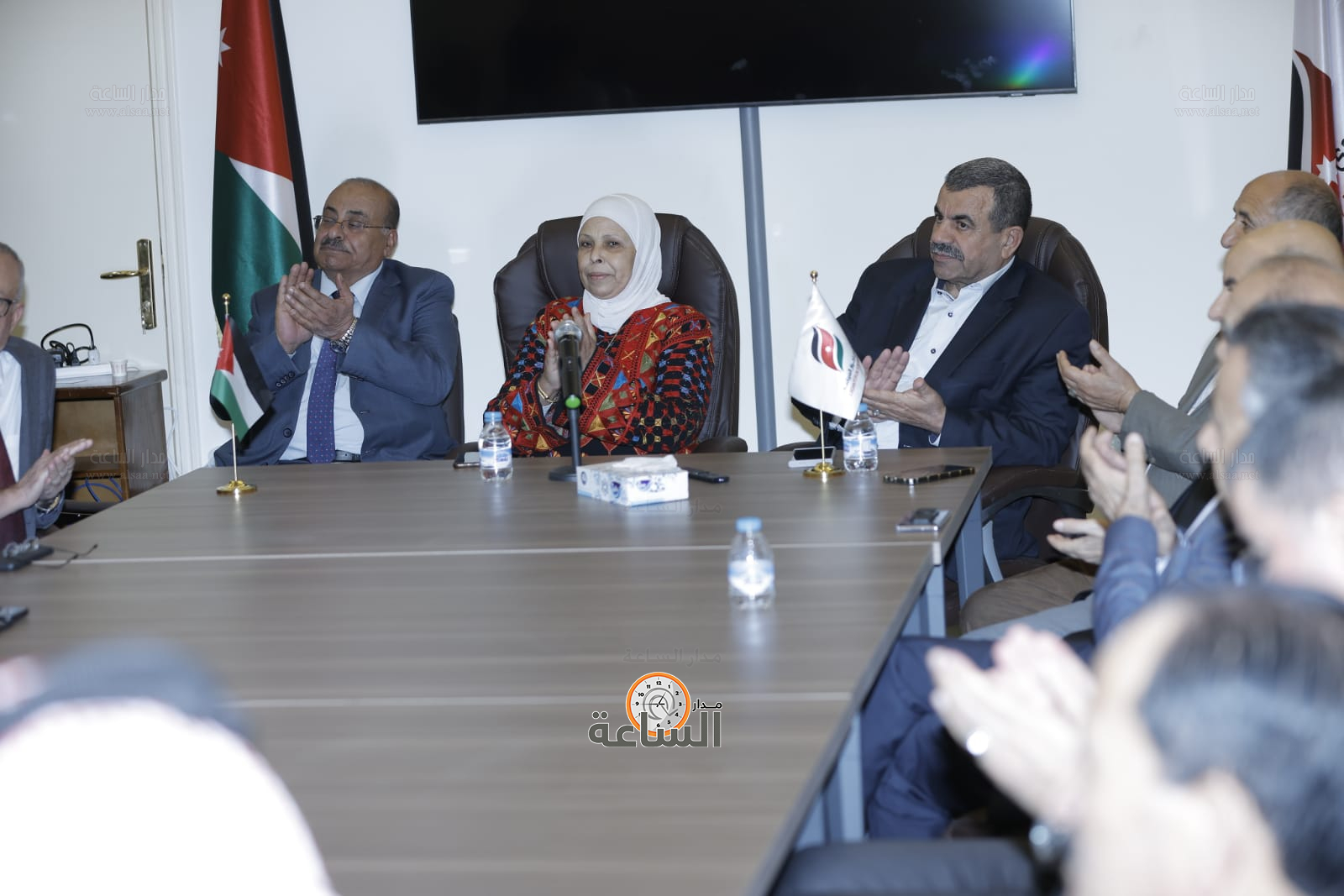 Madar Al-Saa Images 0.17300928858239994