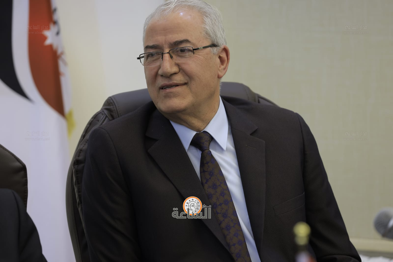 Madar Al-Saa Images 0.6607653636992235