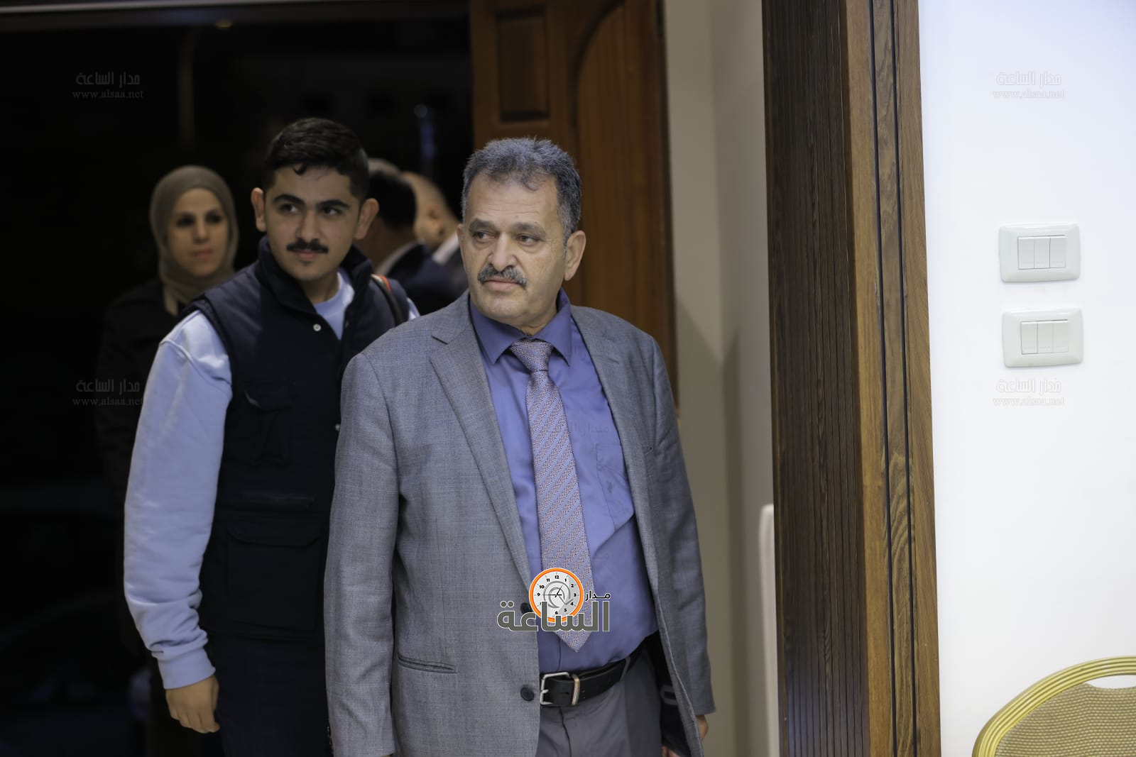 Madar Al-Saa Images 0.8942643440199787